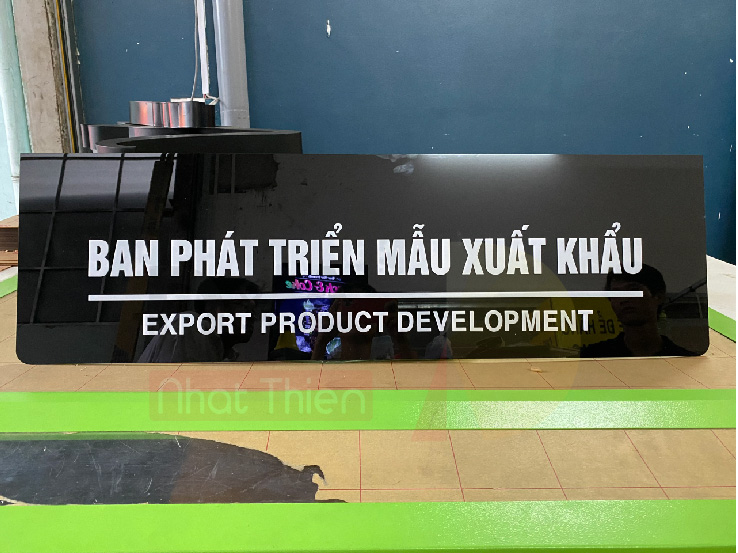 Bảng mica tên phòng