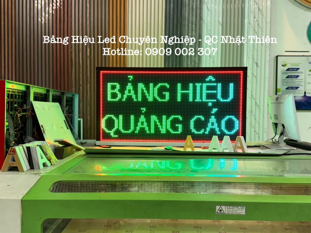 bảng led chạy chữ