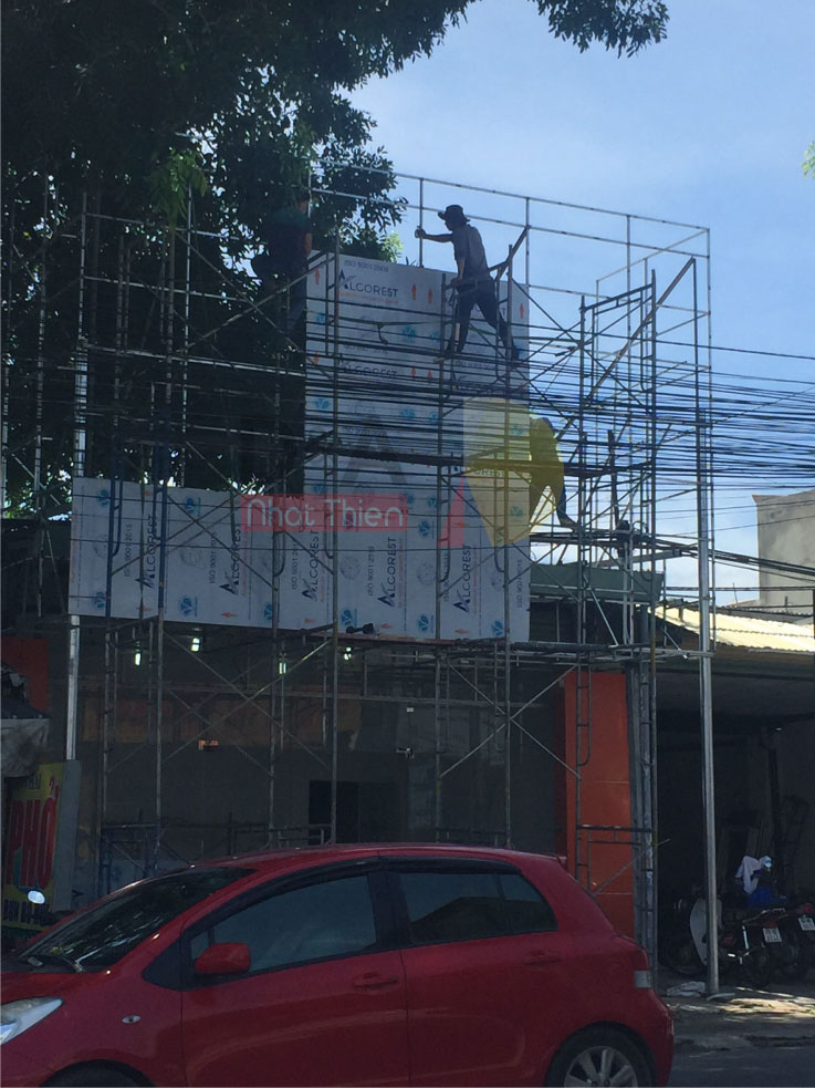 Ốp alu