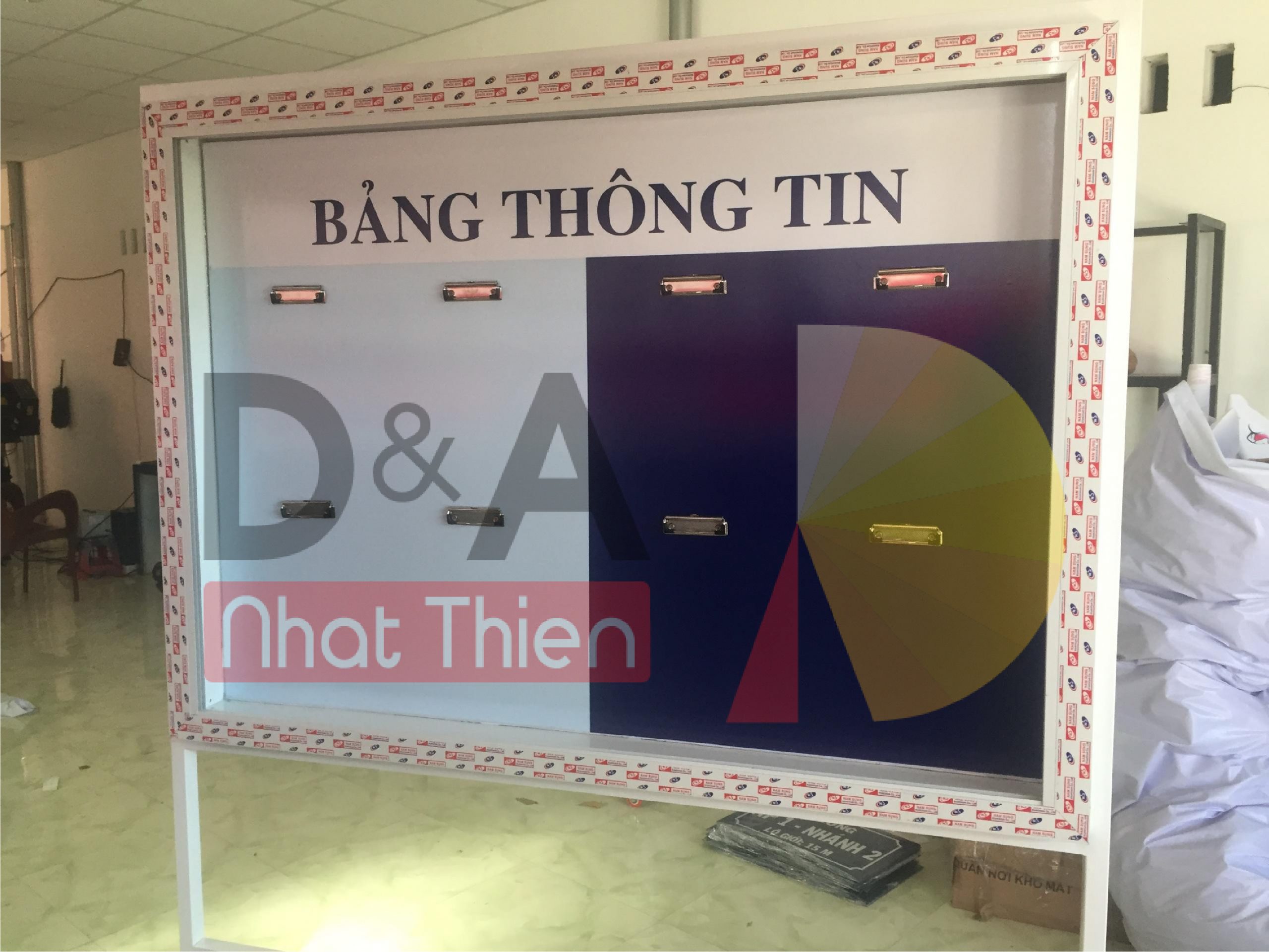 Làm bảng thông tin