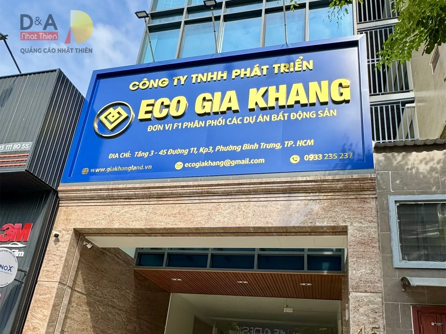 bảng hiệu công ty bất động sản