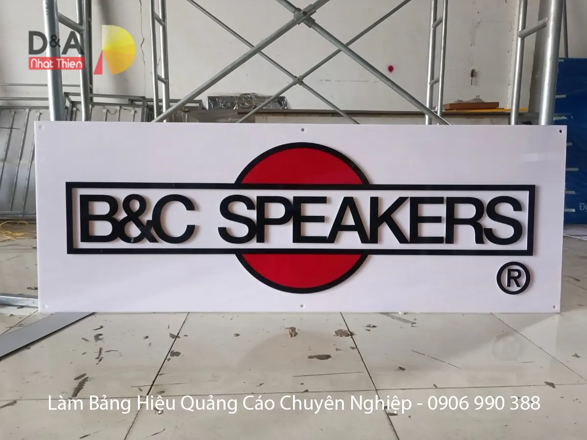bảng logo mica công ty