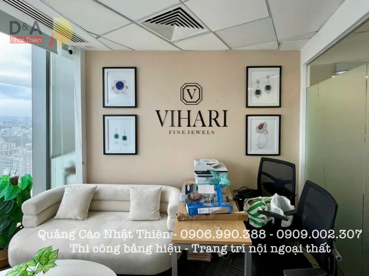 logo inox cao cấp - màu đen cho văn phòng tòa nhà Bitexco quận 1