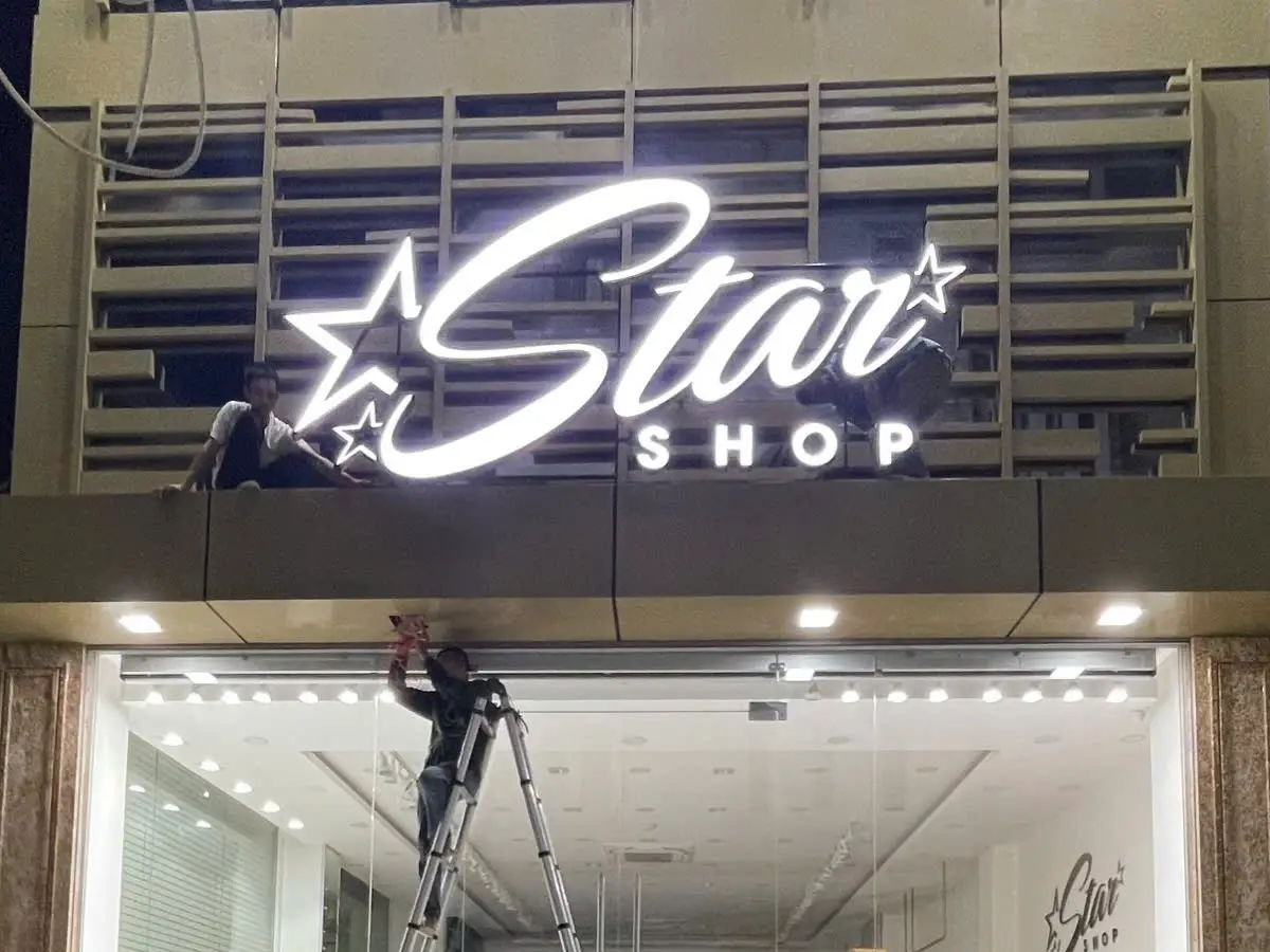 thi công logo shop Star quận 10 TPHCM