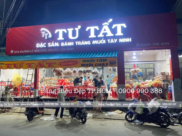 bảng hiệu alu chữ mica nổi cửa hàng bán lẻ