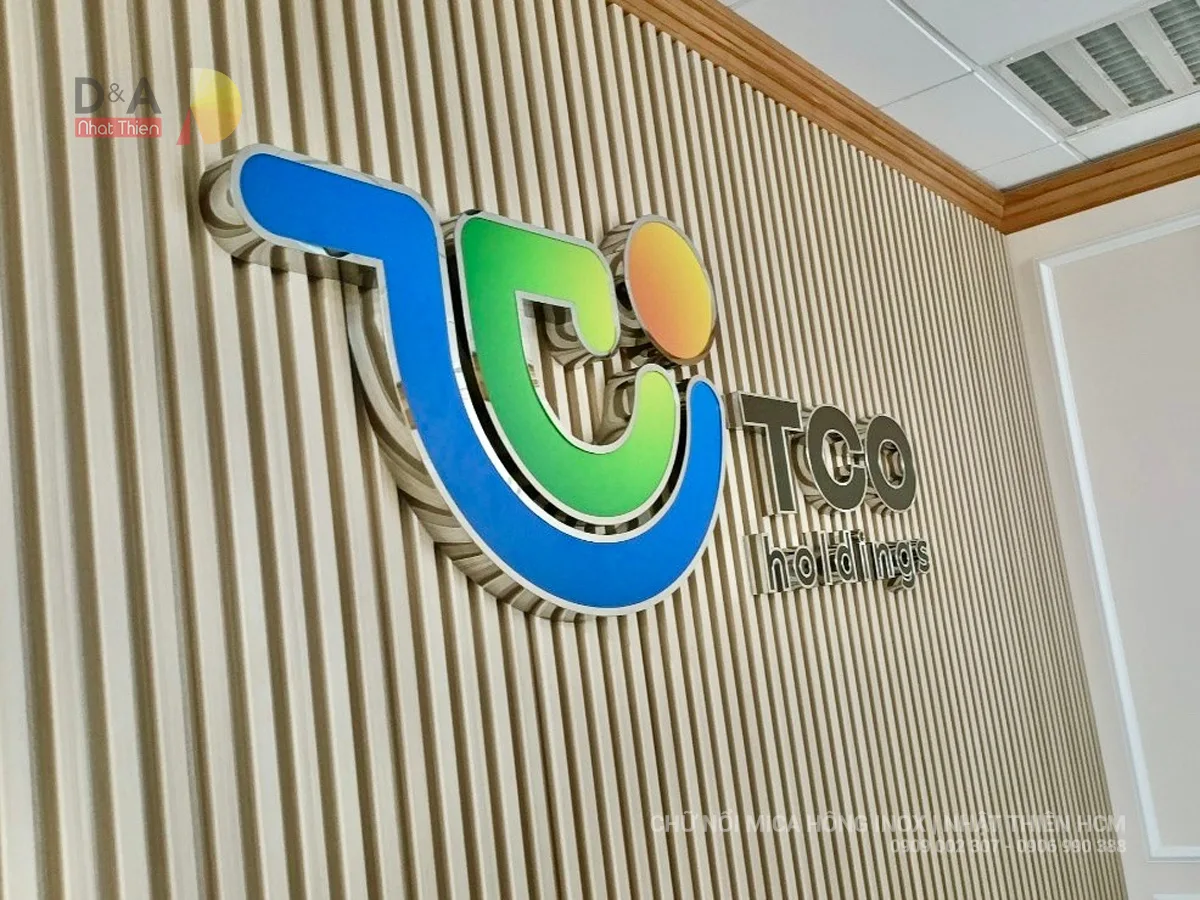 chữ nổi mica hông inox