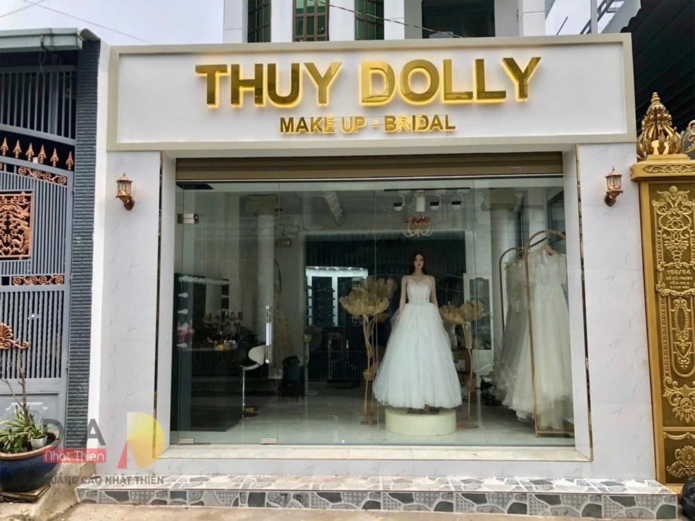 bản ghiệu studio áo cưới