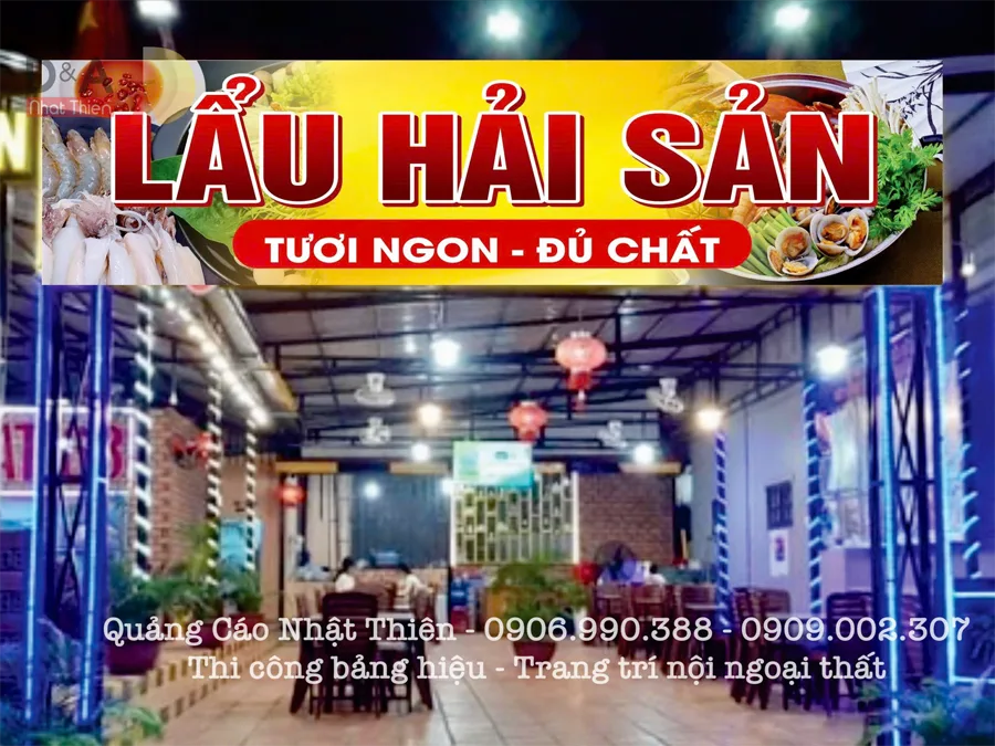 thiết kế bảng hiệu hộp đèn cho quán ăn ngoài trời