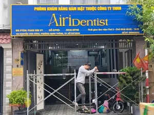 thi công bảng hiệu phòng khám nha khoa
